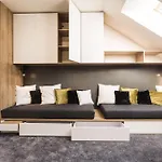 Flexihome Sk - Komenskeho - Private Parking Spot - Ultra Modern And Stylish كَشّا